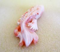 ピンク・コーラル(桃色珊瑚)/帯留め仕様　T-159