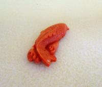 Red・コーラル(赤珊瑚)彫刻/帯留め仕様　T-160