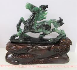 翡翠・彫刻(駿馬)